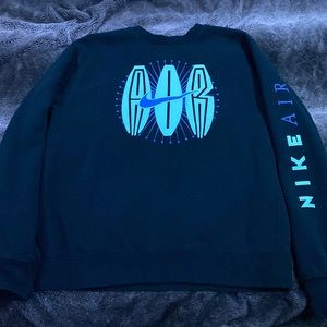 Medium Black Nike Crewneck